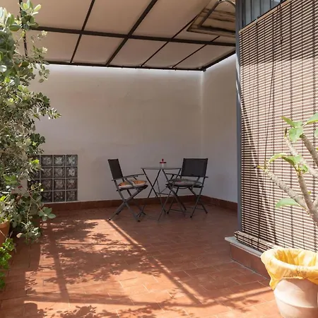 La Casa Del Cacciatore - Alloggio Con Terrazzo * Палермо